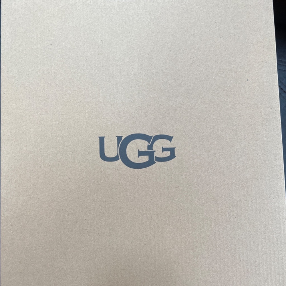 Red UGGS - Picture 8 of 9